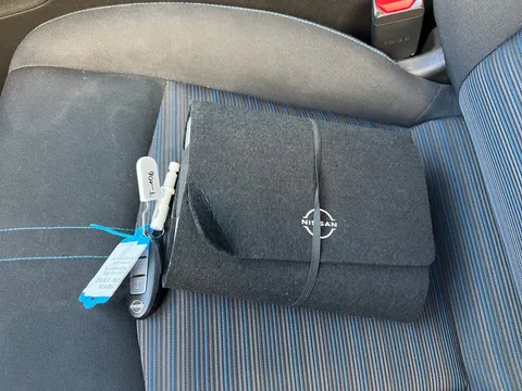 DS72LNC Nissan LEAF 110kW N-Connecta 39kWh 5dr Auto Thumbnail #21