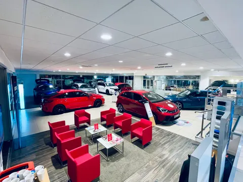 DE73KLV Honda Hr-V 1.5 eHEV Elegance 5dr CVT Thumbnail #46