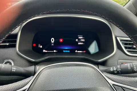 HN25UNF Renault Clio 1.0 TCe 90 Esprit Alpine 5dr Thumbnail #14