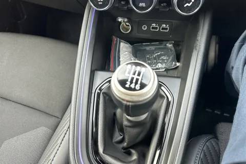 HN25UNF Renault Clio 1.0 TCe 90 Esprit Alpine 5dr Thumbnail #18