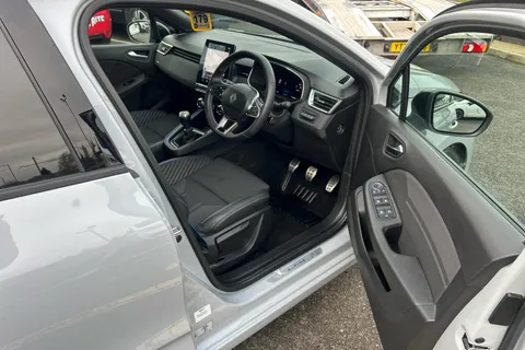 HN25UNF Renault Clio 1.0 TCe 90 Esprit Alpine 5dr Thumbnail #23