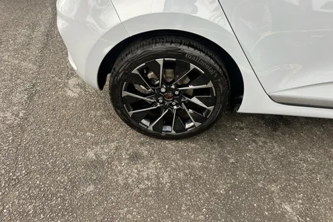 HN25UNF Renault Clio 1.0 TCe 90 Esprit Alpine 5dr Thumbnail #25