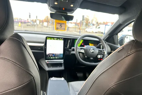 HT24VZE Renault Megane E-Tech EV60 160kW Techno Comfort Range 60kWh 5dr Auto Thumbnail #11