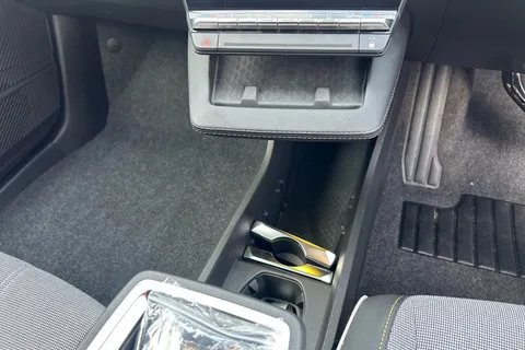 HT24VZE Renault Megane E-Tech EV60 160kW Techno Comfort Range 60kWh 5dr Auto Thumbnail #13