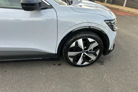 HT24VZE Renault Megane E-Tech EV60 160kW Techno Comfort Range 60kWh 5dr Auto Thumbnail #24