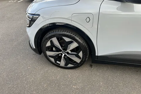 HT24VZE Renault Megane E-Tech EV60 160kW Techno Comfort Range 60kWh 5dr Auto Thumbnail #32