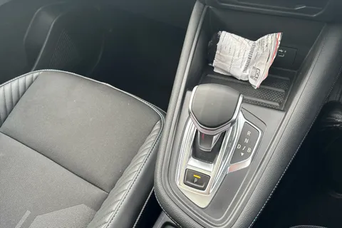 HT74GXP Renault Symbioz 1.6 E-Tech FHEV 145 Iconic Esprit Alpine 5dr Auto Thumbnail #13