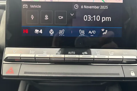 HT74GXP Renault Symbioz 1.6 E-Tech FHEV 145 Iconic Esprit Alpine 5dr Auto Thumbnail #17