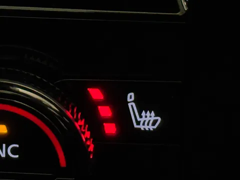 OE74EPZ Nissan Qashqai 1.5 E-Power Tekna 5dr Auto Thumbnail #29