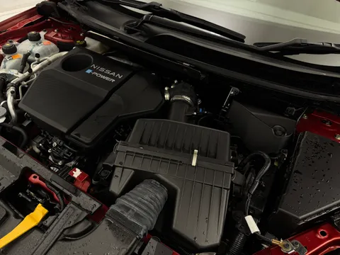 DV72LHA Nissan Qashqai 1.5 E-Power Acenta Premium [Glass Roof] 5dr Auto Thumbnail #27