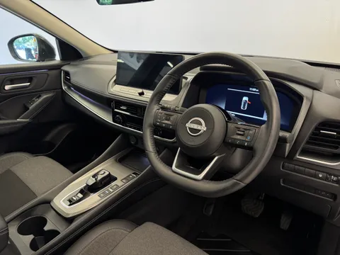 OY74ZJU Nissan Qashqai 1.5 E-Power N-Connecta [Glass Roof] 5dr Auto Thumbnail #23