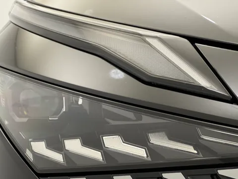 OY74ZJU Nissan Qashqai 1.5 E-Power N-Connecta [Glass Roof] 5dr Auto Thumbnail #34