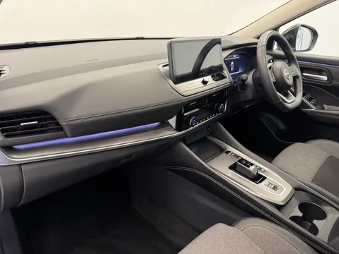 OY74ZNL Nissan Qashqai 1.5 E-Power N-Connecta [Glass Roof] 5dr Auto Thumbnail #14