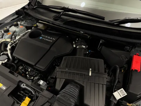 OY74ZNL Nissan Qashqai 1.5 E-Power N-Connecta [Glass Roof] 5dr Auto Thumbnail #30