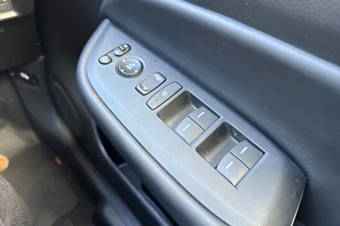 MV25CXK Honda Jazz 1.5 i-MMD Hybrid Advance 5dr eCVT Thumbnail #23