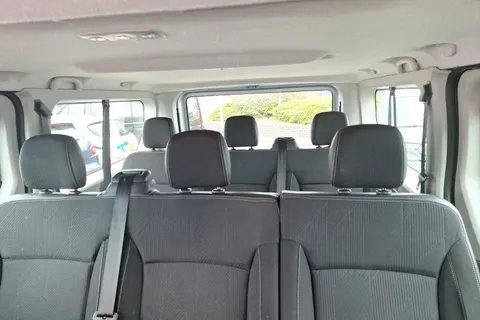 VK23SKO Renault Trafic LL30 Blue dCi 150 Start 9 Seater EDC Thumbnail #11