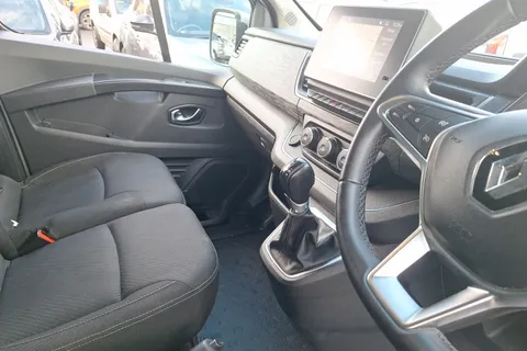 VK23SKO Renault Trafic LL30 Blue dCi 150 Start 9 Seater EDC Thumbnail #13