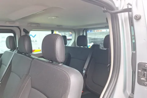 VK23SKO Renault Trafic LL30 Blue dCi 150 Start 9 Seater EDC Thumbnail #14