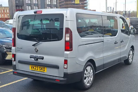 VK23SKO Renault Trafic LL30 Blue dCi 150 Start 9 Seater EDC Thumbnail #29