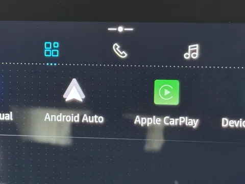 EJ73LKG Renault Megane E-Tech EV60 160kW Iconic 60kWh Optimum Charge 5dr Auto Thumbnail #22