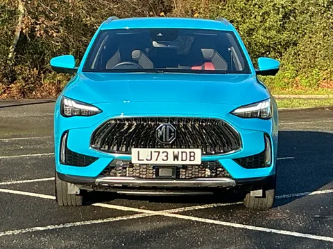 LJ73WDB Mg Motor Uk Hs 1.5 T-GDI PHEV Trophy 5dr Auto Thumbnail #3