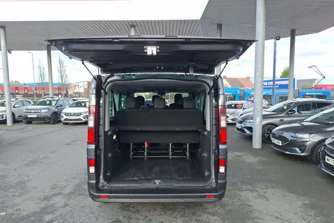 VK23JDO Renault Trafic LL30 Blue dCi 150 Start 9 Seater EDC Thumbnail #21