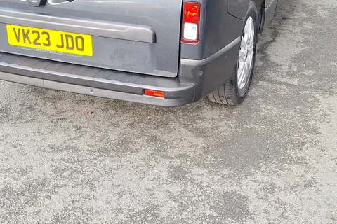 VK23JDO Renault Trafic LL30 Blue dCi 150 Start 9 Seater EDC Thumbnail #24