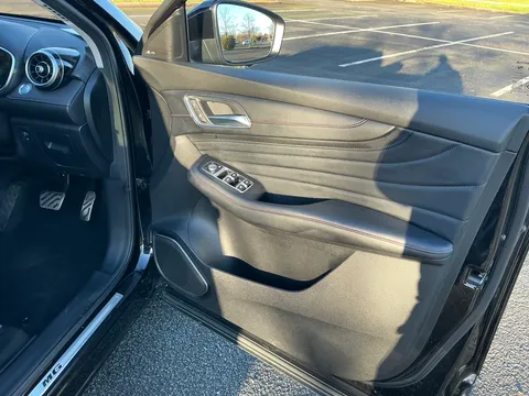 LF73GSL Mg Motor Uk Hs 1.5 T-GDI PHEV Trophy 5dr Auto Thumbnail #18