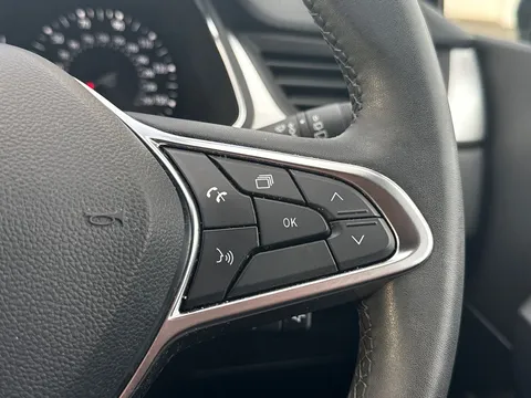 BV23WMC Renault Captur 1.0 TCE 90 Evolution 5dr Thumbnail #12