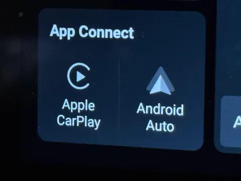 DN25MVT Mg Motor Uk Hs 1.5 T-GDI PHEV Trophy 5dr Auto Thumbnail #23