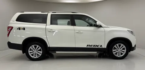 MV69NTY Ssangyong Musso Double Cab Pick Up Rebel 4dr Auto AWD Thumbnail #5