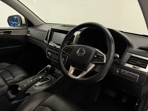 MV69NTY Ssangyong Musso Double Cab Pick Up Rebel 4dr Auto AWD Thumbnail #19