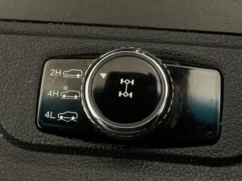 MV69NTY Ssangyong Musso Double Cab Pick Up Rebel 4dr Auto AWD Thumbnail #26