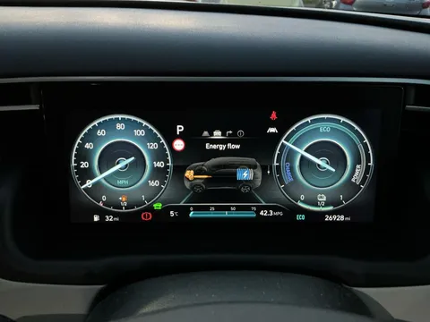 MC72AHZ Hyundai Tucson 1.6 TGDi Hybrid 230 Ultimate 5dr 2WD Auto Thumbnail #12