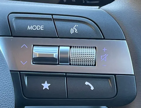 MT75GWU Hyundai Kona 1.6T 138 Ultimate 5dr Thumbnail #8