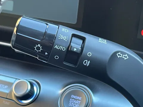 MT75GWU Hyundai Kona 1.6T 138 Ultimate 5dr Thumbnail #9