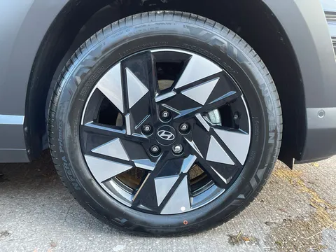 MT75GWU Hyundai Kona 1.6T 138 Ultimate 5dr Thumbnail #21