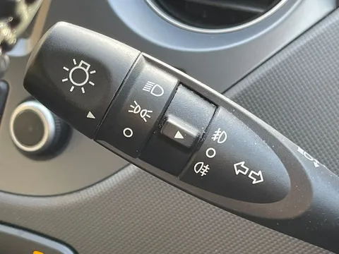 EK69OZX Hyundai i10 1.0 Premium 5dr Thumbnail #15