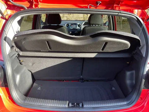 EK69OZX Hyundai i10 1.0 Premium 5dr Thumbnail #22