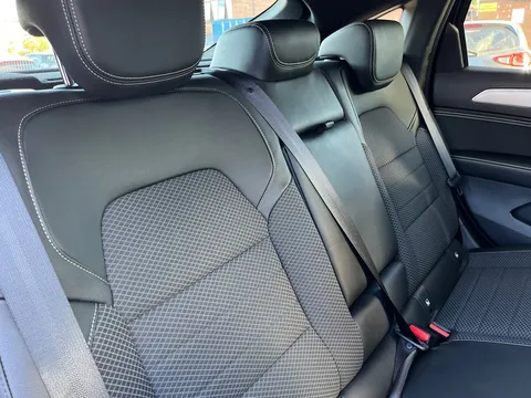 BN74RWW Renault ARKANA 1.6 E-Tech FHEV 145 Techno 5dr Auto Thumbnail #19