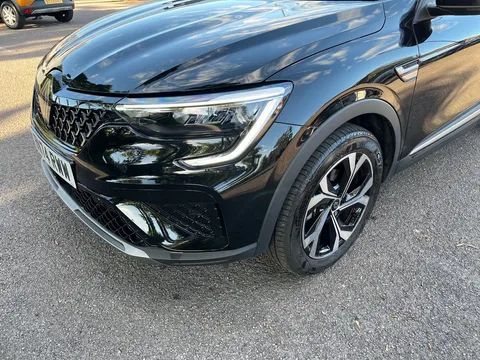 BN74RWW Renault ARKANA 1.6 E-Tech FHEV 145 Techno 5dr Auto Thumbnail #24