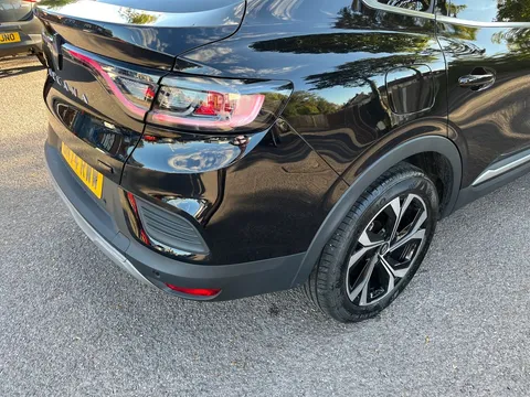 BN74RWW Renault ARKANA 1.6 E-Tech FHEV 145 Techno 5dr Auto Thumbnail #26