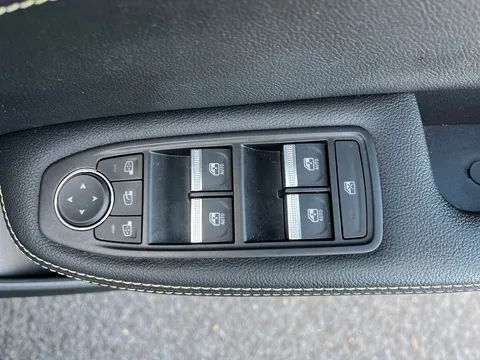 BN74RWW Renault ARKANA 1.6 E-Tech FHEV 145 Techno 5dr Auto Thumbnail #20