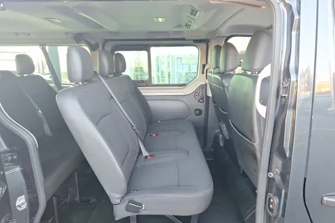 VK23EVJ Renault Trafic LL30 Blue dCi 150 Start 9 Seater EDC Thumbnail #22