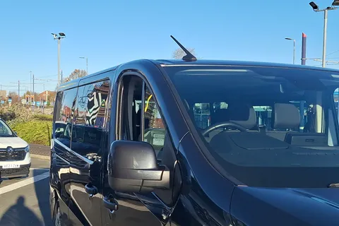 VK23EVJ Renault Trafic LL30 Blue dCi 150 Start 9 Seater EDC Thumbnail #35