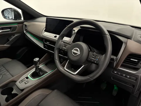 OW24LHR Nissan Qashqai 1.3 DiG-T MH 158 Tekna 5dr Thumbnail #12