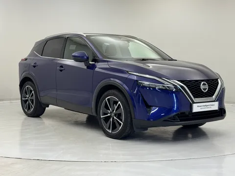 DG22FHA Nissan Qashqai 1.3 DiG-T MH 158 Tekna 5dr Thumbnail #4