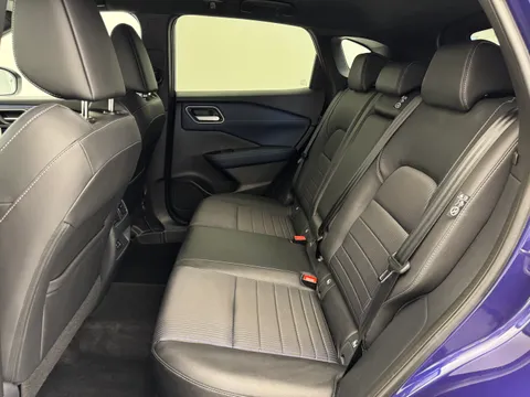 DG22FHA Nissan Qashqai 1.3 DiG-T MH 158 Tekna 5dr Thumbnail #20