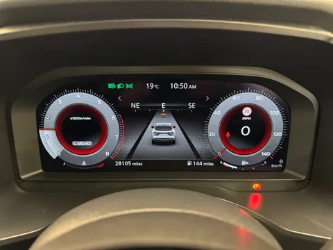 DG22FHA Nissan Qashqai 1.3 DiG-T MH 158 Tekna 5dr Thumbnail #24