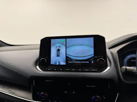 DG22FHA Nissan Qashqai 1.3 DiG-T MH 158 Tekna 5dr Thumbnail #25